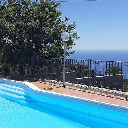 Villa Belvedere Con Piscina Privata Alassio